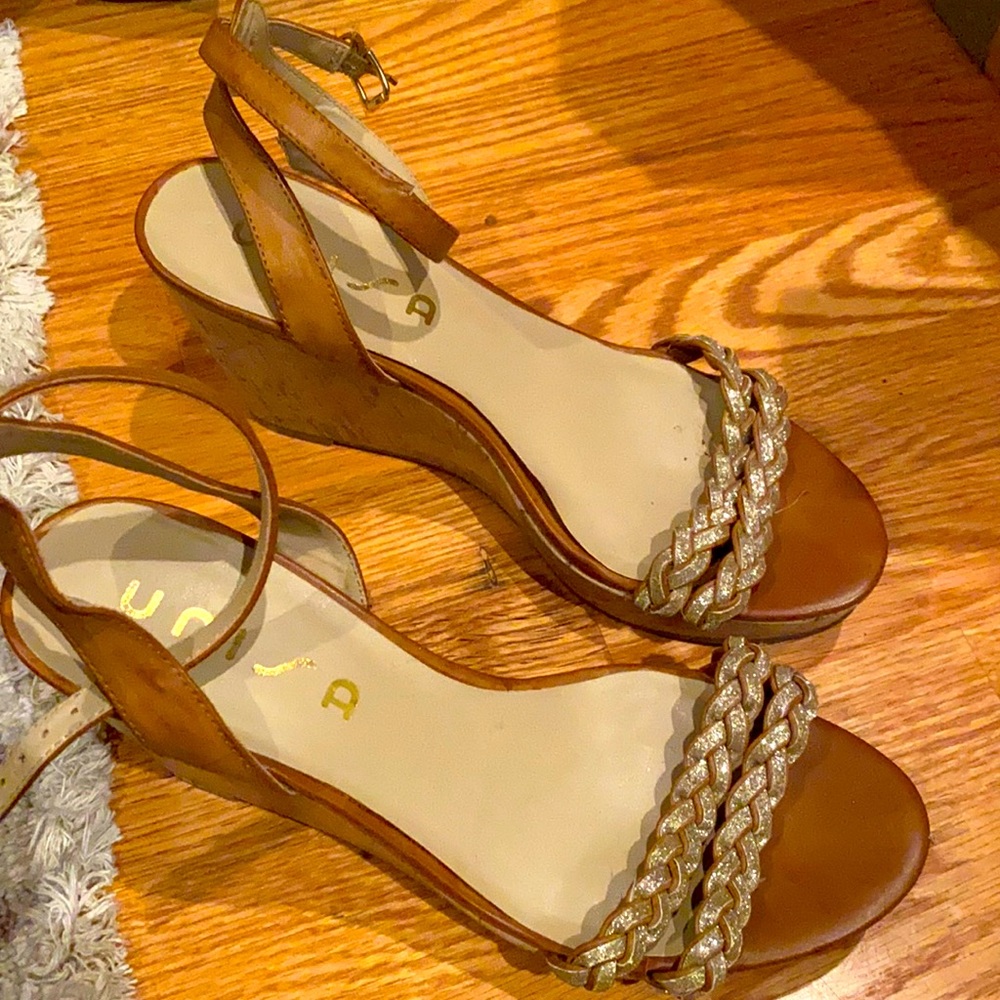 Cork wedges